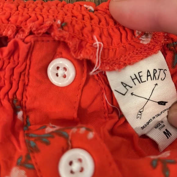 LA Hearts orange and floral off the shoulder top size medium - Picture 3 of 3